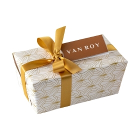 Assorted Belgian chocolates in gift wrapped ballotin with menu tag Non Alcoholic 210g