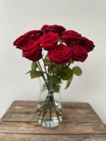 Simply Gorgeous Roses in a Vase